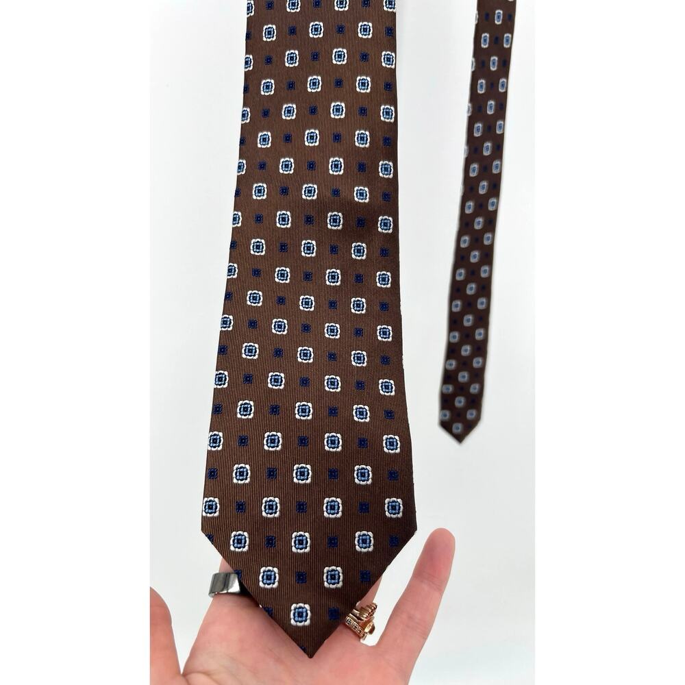 Brooks Brothers 100% Silk Geometric Medallion Tie Brown and Blue Preppy Luxury